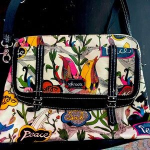 Sakroots medium purse. Love, nature birds